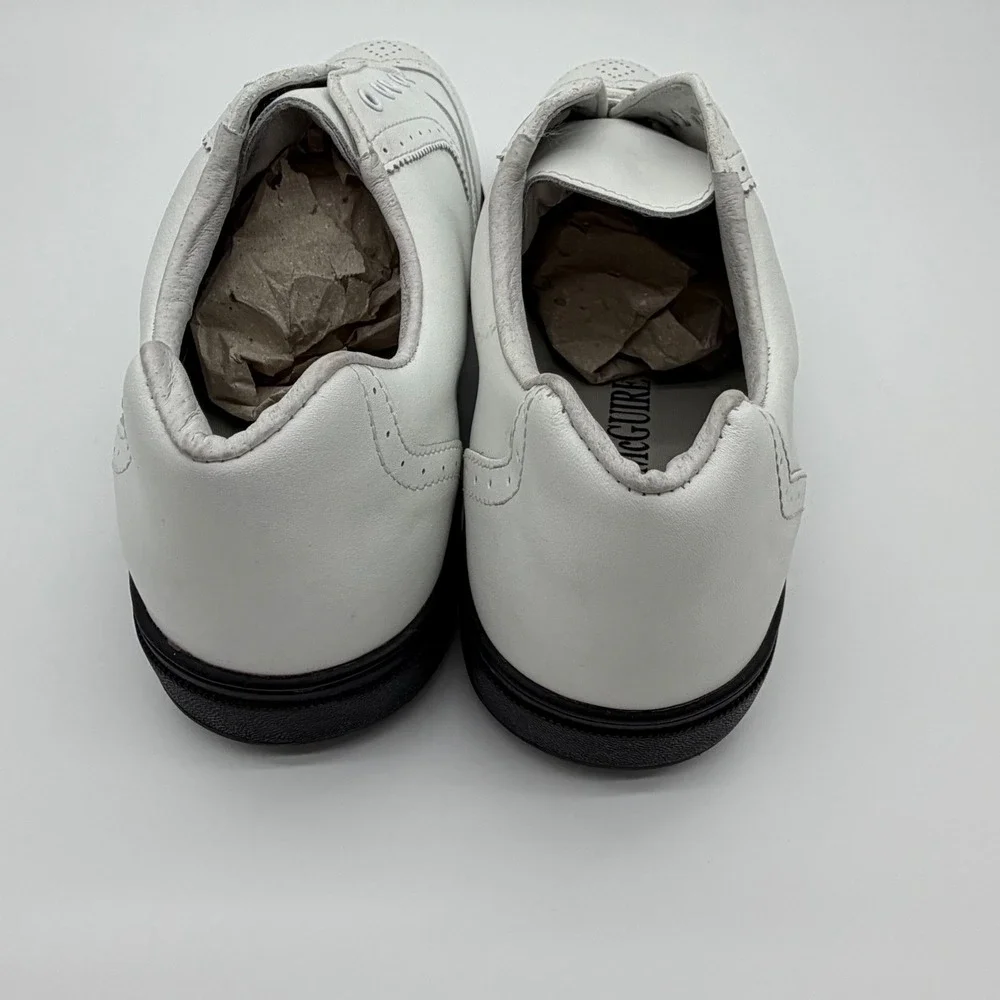 Stuart McGuire Mens White Leather Wingtip Golf Shoes Spiked 0712‎ W Size 10.5W